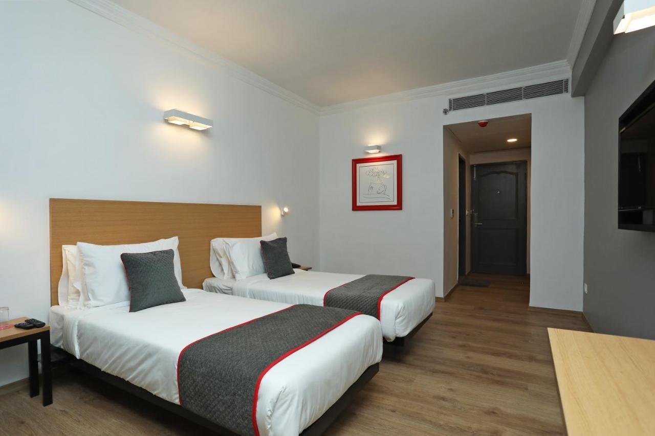 Golden Parkk Hotel Καλκούτα Εξωτερικό φωτογραφία