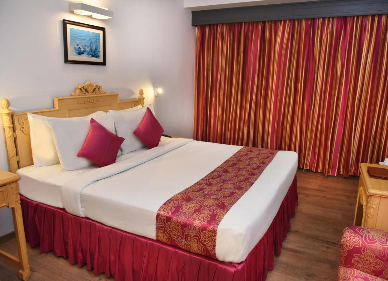Golden Parkk Hotel Καλκούτα Εξωτερικό φωτογραφία