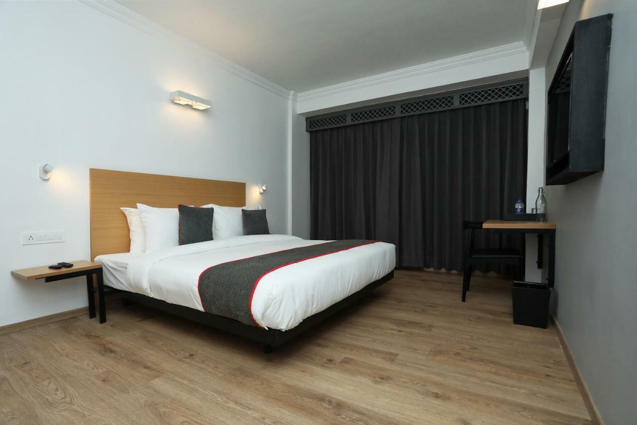Golden Parkk Hotel Καλκούτα Εξωτερικό φωτογραφία
